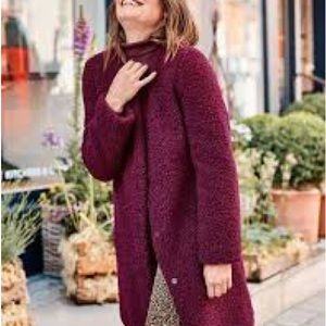 Boden Ranfurly Teddy Coat Burgundy Sz 8. Like new and lined. Dressy winter coat